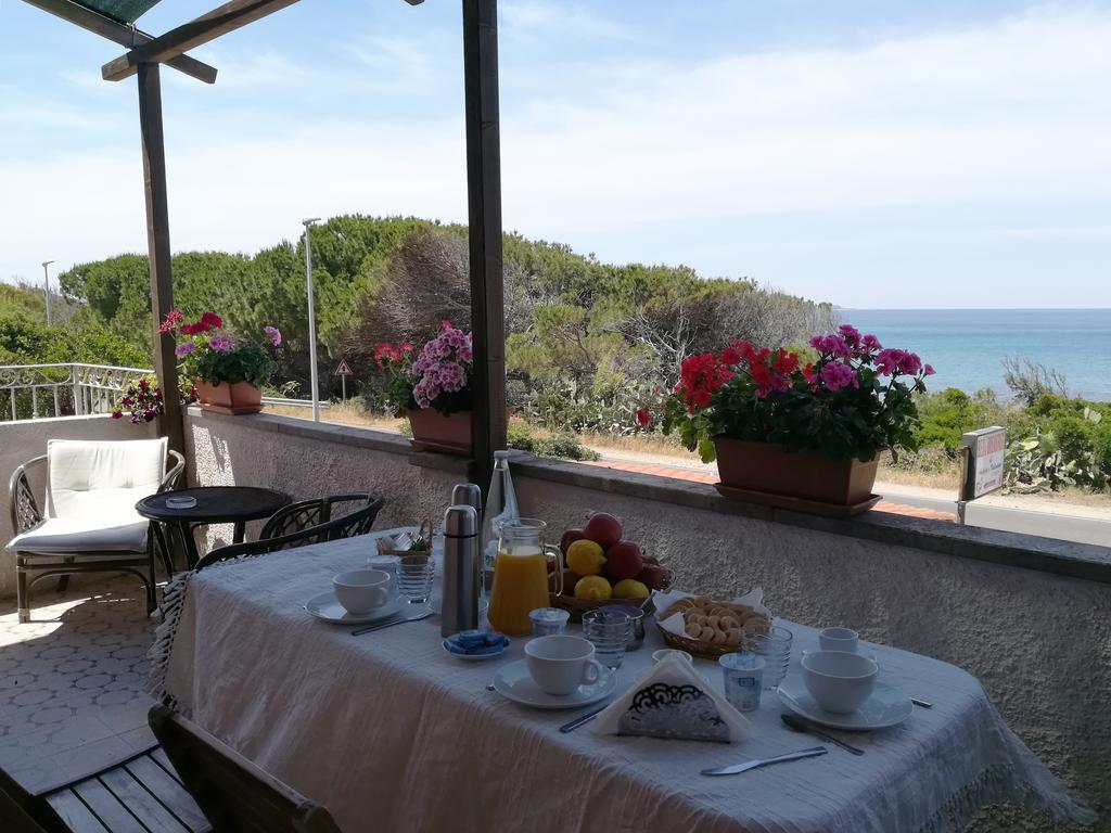 Bed and Breakfast Andrea E Valentina à S'archittu Cuglieri Extérieur photo