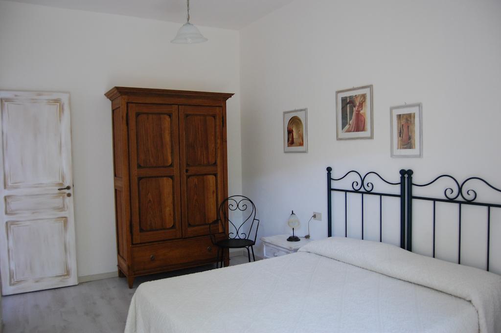 Bed and Breakfast Andrea E Valentina à S'archittu Cuglieri Chambre photo